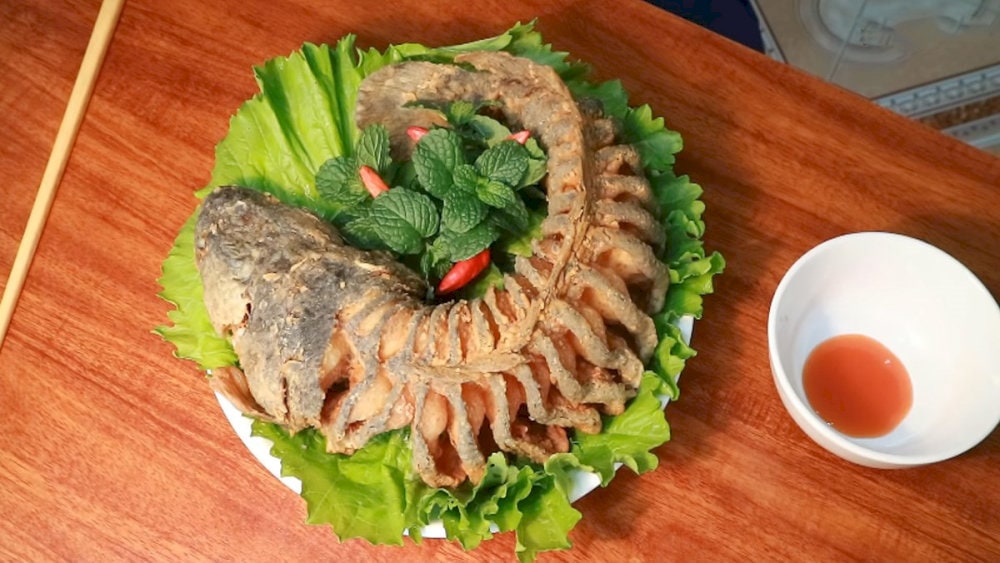 Cá tai tượng chiên xù